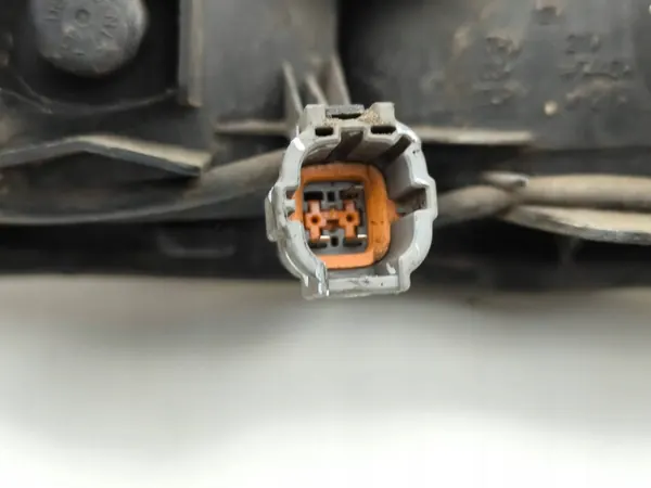 Nissan 350Z 2004 Heckstoßstangenleuchte OEM AMD191199 image 8