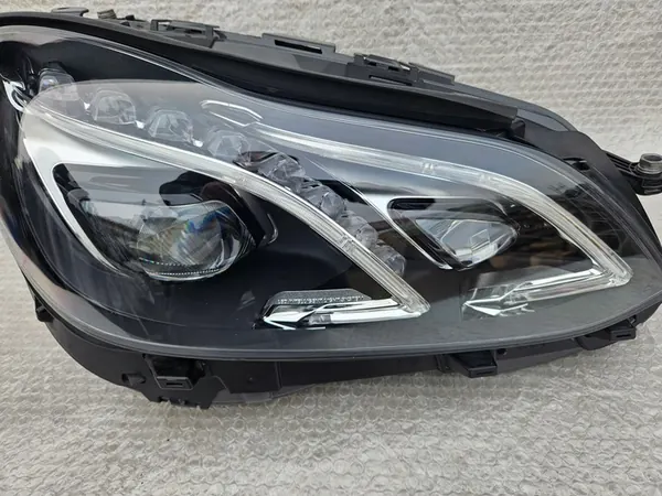 RECHTER LAMP MERCEDES W212 LIFT FULL LED ILS A2129063203 image 6