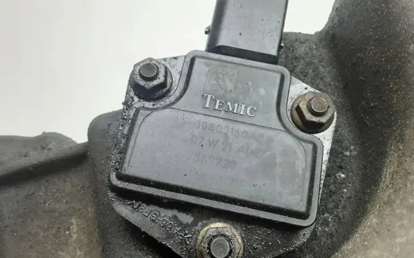 BMW Öljypärä OEM 779796 3-sarja E90 2.0L Diesel image 3