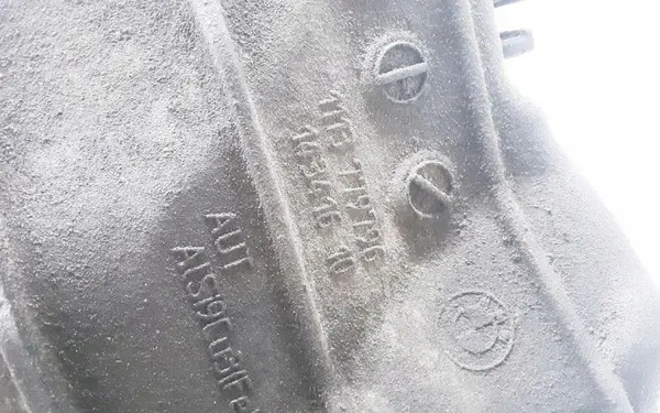 BMW Öljypärä OEM 779796 3-sarja E90 2.0L Diesel image 4