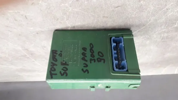 Module régulateur OEM 88240-14180 pour Supra MK3 image 2
