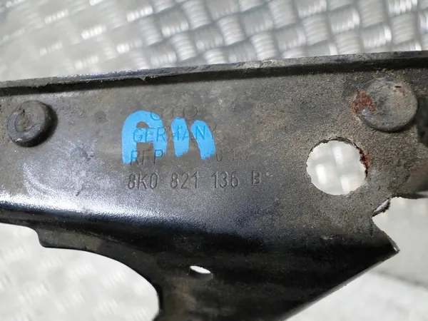 Soporte de guardabarros delantero Audi A4 2008 B8 8K OEM image 5