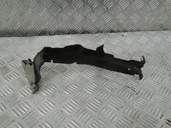 Soporte de guardabarros delantero Audi A4 2008 B8 8K OEM image 6