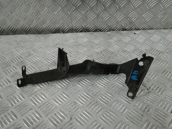Soporte de guardabarros delantero Audi A4 2008 B8 8K OEM image 7