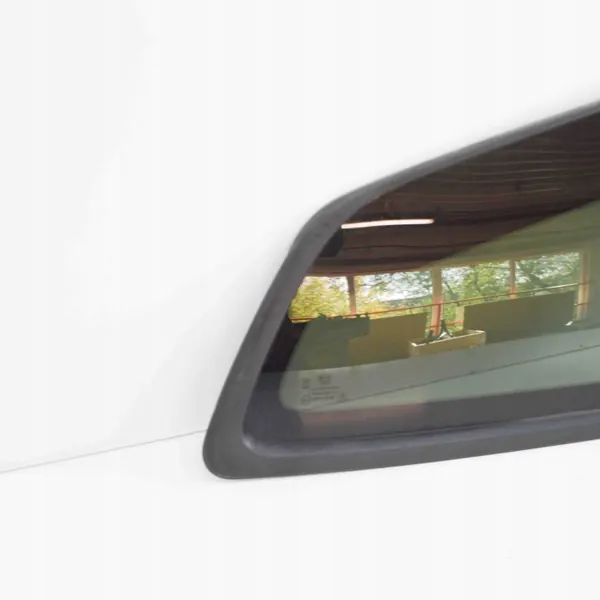 Ventana trasera derecha KIA OEM 43R019700 - Usada image 3