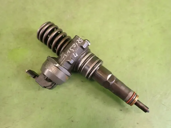 Gebrauchter Einspritzdüse OEM 038130073AG für VW Touran image 2