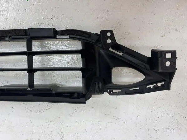 Griglia inferiore paraurti anteriore Nissan Rogue X-TRAIL T33 622546RA0A image 10