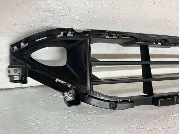 Griglia inferiore paraurti anteriore Nissan Rogue X-TRAIL T33 622546RA0A image 3