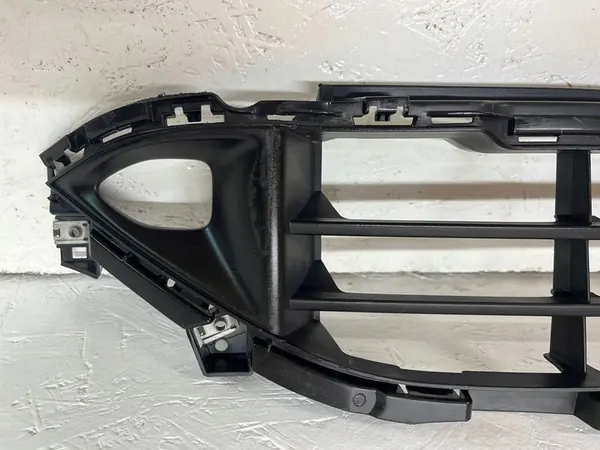 Griglia inferiore paraurti anteriore Nissan Rogue X-TRAIL T33 622546RA0A image 5