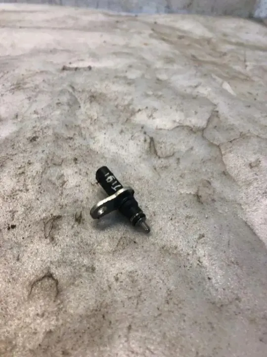 Kühlmitteltemperatursensor VW TIGUAN OEM 079919523 image 3