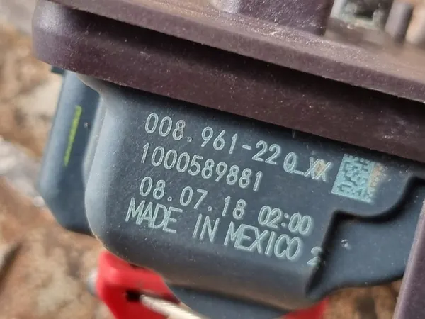 Jeep Grand Cherokee 2017 Bränsletanklock Aktuator OEM 68148795AF image 4