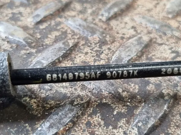 Jeep Grand Cherokee 2017 Bränsletanklock Aktuator OEM 68148795AF image 8