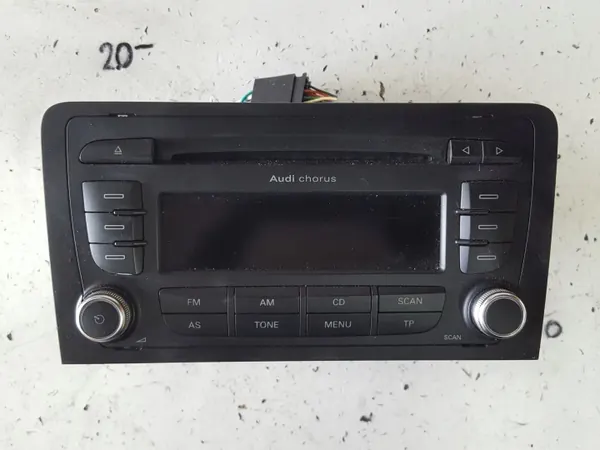 Audi OEM 8P0035152F Radio CD Chorus A3 8P:lle image 2