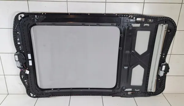 Audi A4 B8 Panoramadach OEM 8K9877041E Gebraucht image 3