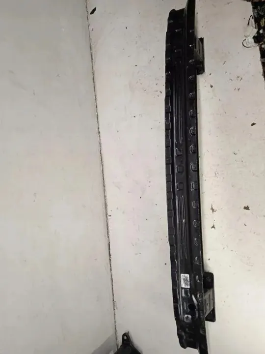 Viga do pára-choques traseiro OEM A2136116100 Mercedes-Benz GLC image 2