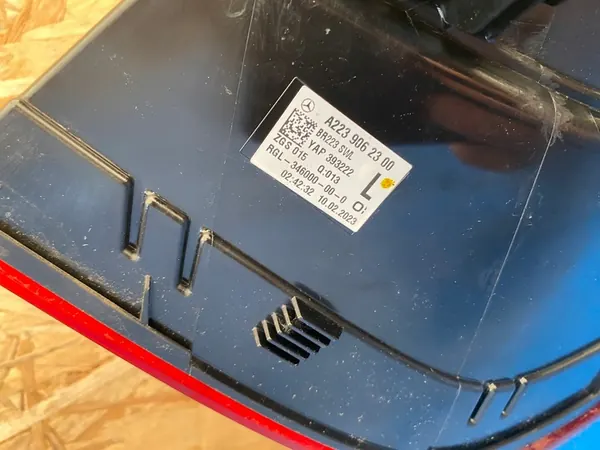 MERCEDES S 223 Linker Achterlicht 2239062300 image 4