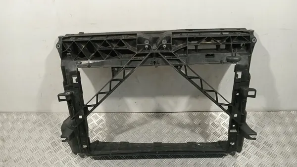 Vorderer Stoßfänger Skoda Fabia III 2014-2022 OEM 6V0805588F image 2