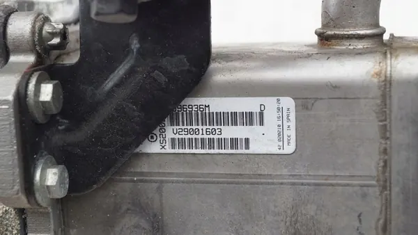 Válvula EGR Renault Scenic III 8201027384 image 4