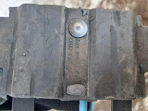 AUDI A4 B9 2016-24 Verrou Arrière 8W9827507A image 4