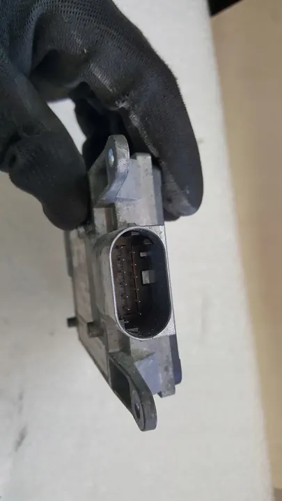 RADAR FILMÄNDSK ASSISTENT AUDI 4G0907568D image 5