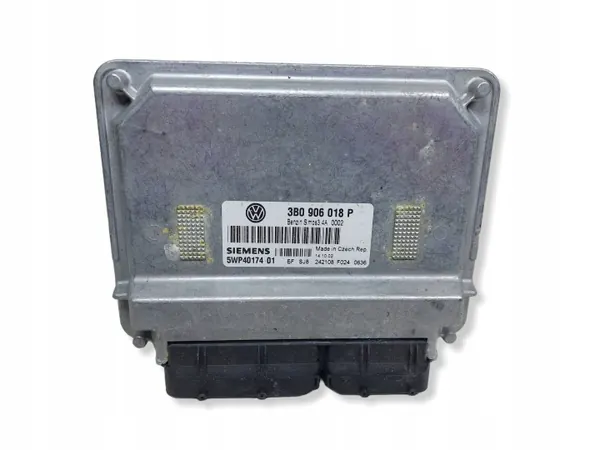 Motorsteuergerät 3B0906018P für VW Passat B5 1.6 image 2