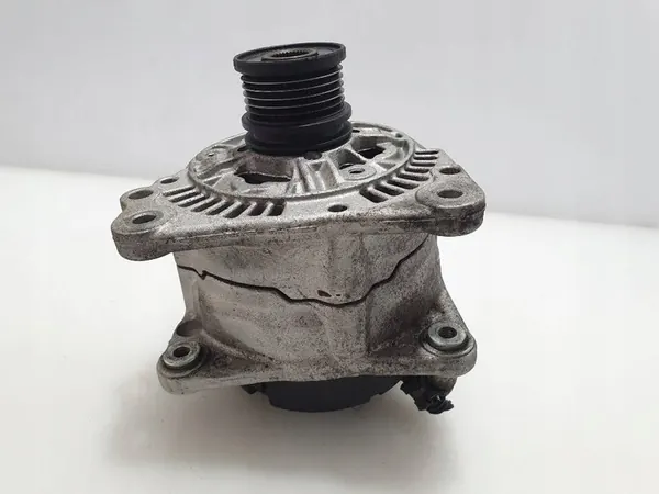 Volkswagen Sharan 1999 Toledo II 1.9TDI Generaattori image 7