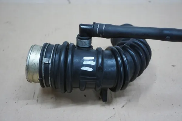 Durite Turbo Nissan OEM PATROL Y61 3.0 Di image 3
