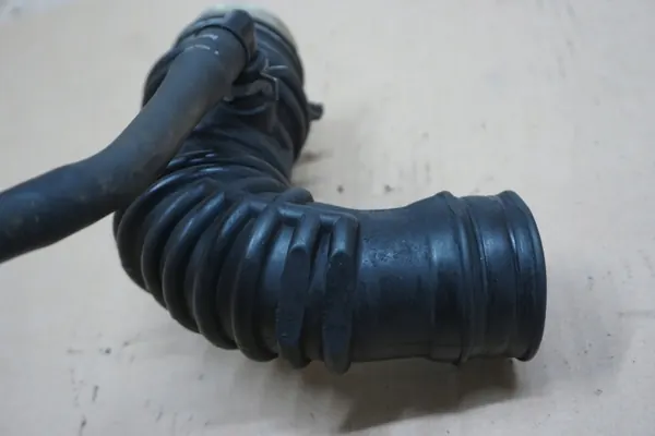 Durite Turbo Nissan OEM PATROL Y61 3.0 Di image 4