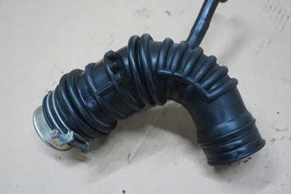 Durite Turbo Nissan OEM PATROL Y61 3.0 Di image 6