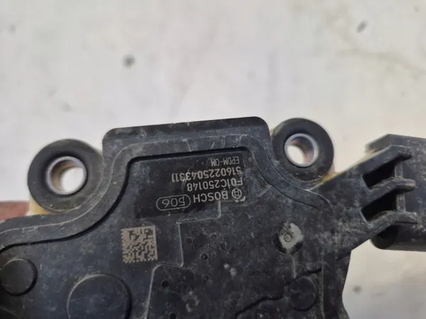Pompe AdBlue OEM F01C070012 F01C070013 pour VW Crafter image 3