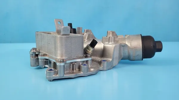 Mercedes Oliefilterkoeler Basis OEM A6541800365 image 10
