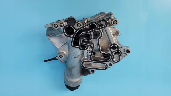 Mercedes Oliefilterkoeler Basis OEM A6541800365 image 4