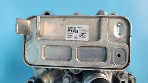 Mercedes Oliefilterkoeler Basis OEM A6541800365 image 5