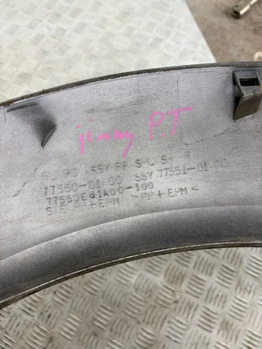 OEM 77550-81A00 Baveur Arrière Droit pour Suzuki Jimny image 6
