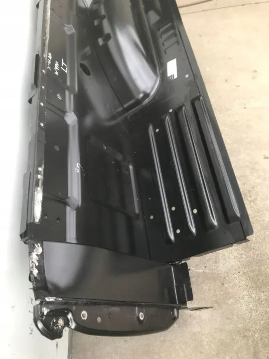 Mercedes X-Class W470 Seitenblech OEM A4706301501 image 4