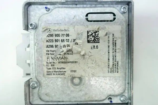 Amplificateur Harman d'occasion OEM A2239016802 Mercedes image 4