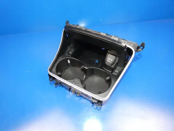 Asbak Mercedes C-Klasse W205 OEM A2056800210 image 3