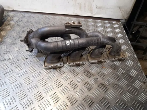 Porsche Panamera 970 V8 Pakoputken Keräin OEM 94811112921 image 3
