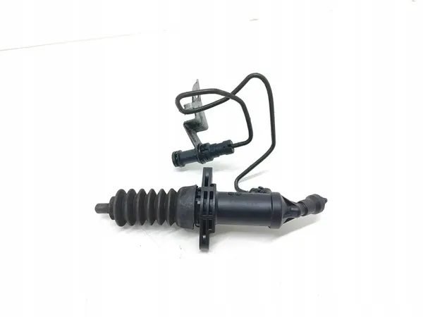 Kytkinmestaripumppu BMW 1 E81 E87 2008 OEM 6775872 image 5