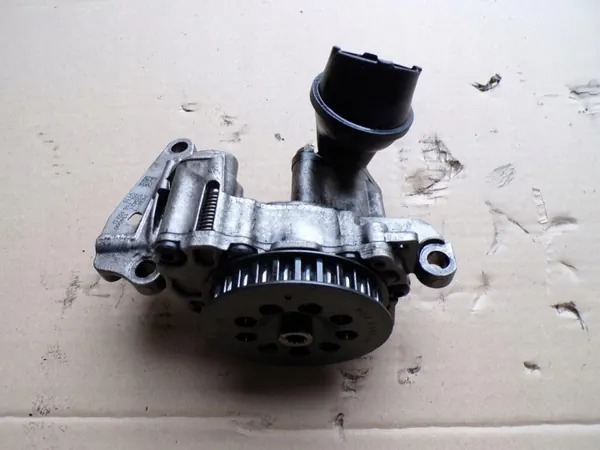 Gebruikte oliepomp OEM 04L115263B voor Audi 2.0 TDI image 2