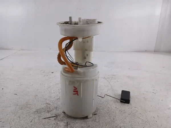 Bomba de combustível Audi A6 C5 image 3