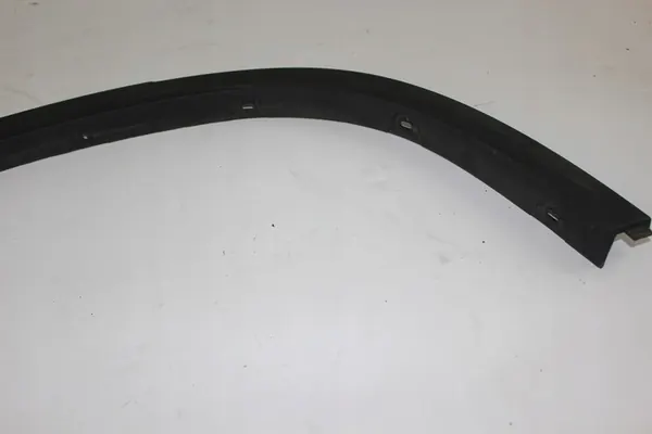 BMW X1 E84 Vasemman Lokasuojan Lista 51772990165 image 3