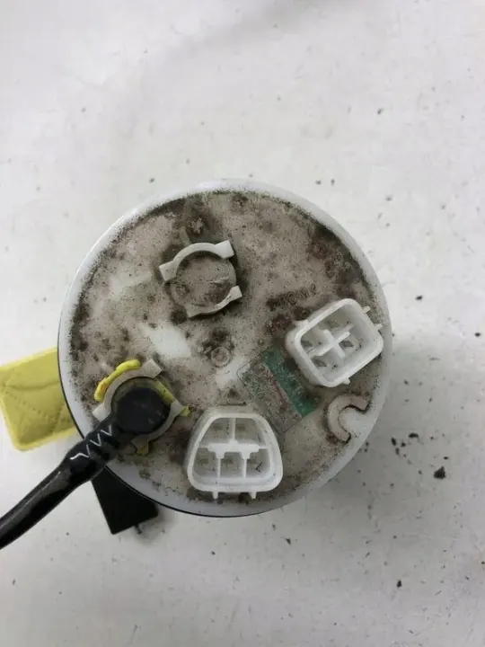 Lexus Brandstofpomp OEM 7702048270 voor RX Hybride image 4