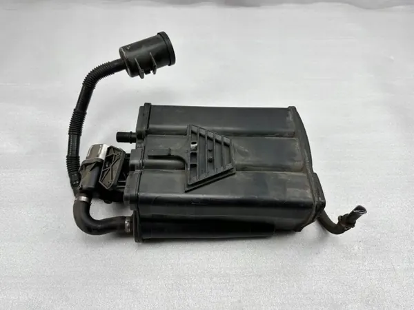 Filtro de carbón Mercedes S550 W222 A2224701400 image 2