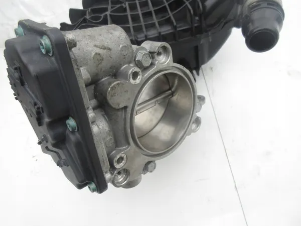 Coletor de admissão BMW F30 F31 F20 F21 G20 G21 G30 G31 X3 G01 2.0 image 4