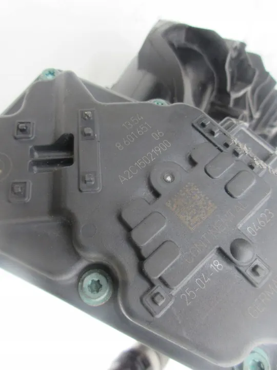 Coletor de admissão BMW F30 F31 F20 F21 G20 G21 G30 G31 X3 G01 2.0 image 9