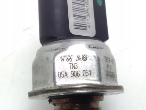 Audi OE 05A906051 brandstofdruksensor image 4