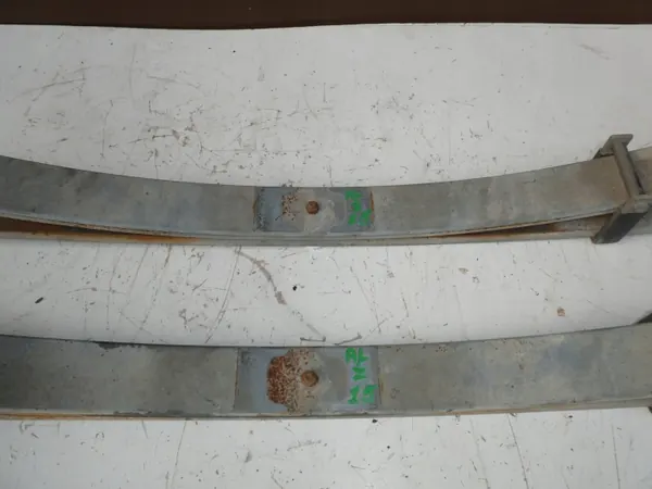 Muelle VW AMAROK 2H OEM 2H0511151BJ - Usado image 6