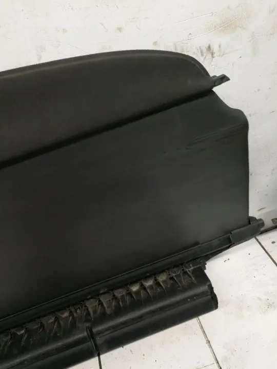 Persiana de maletero Volvo OE usado OEM 39898414 image 4
