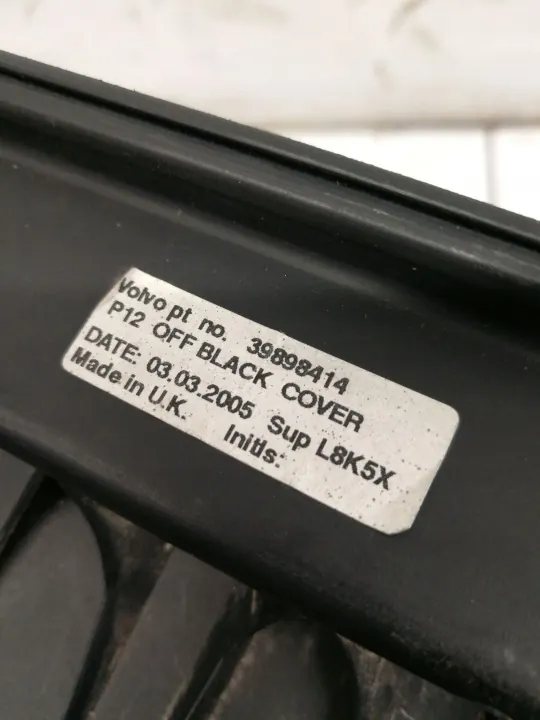 Persiana de maletero Volvo OE usado OEM 39898414 image 5